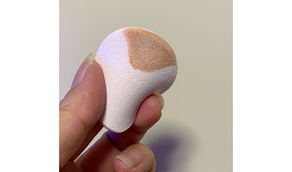 ウカのハンドクリームのテクスチャー