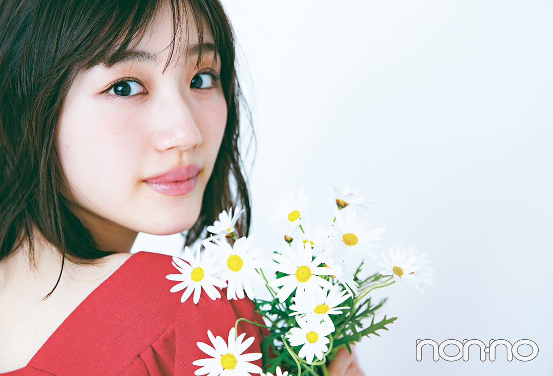 ナチュラルフェミニン代表 佐々木美玲(日向坂46)