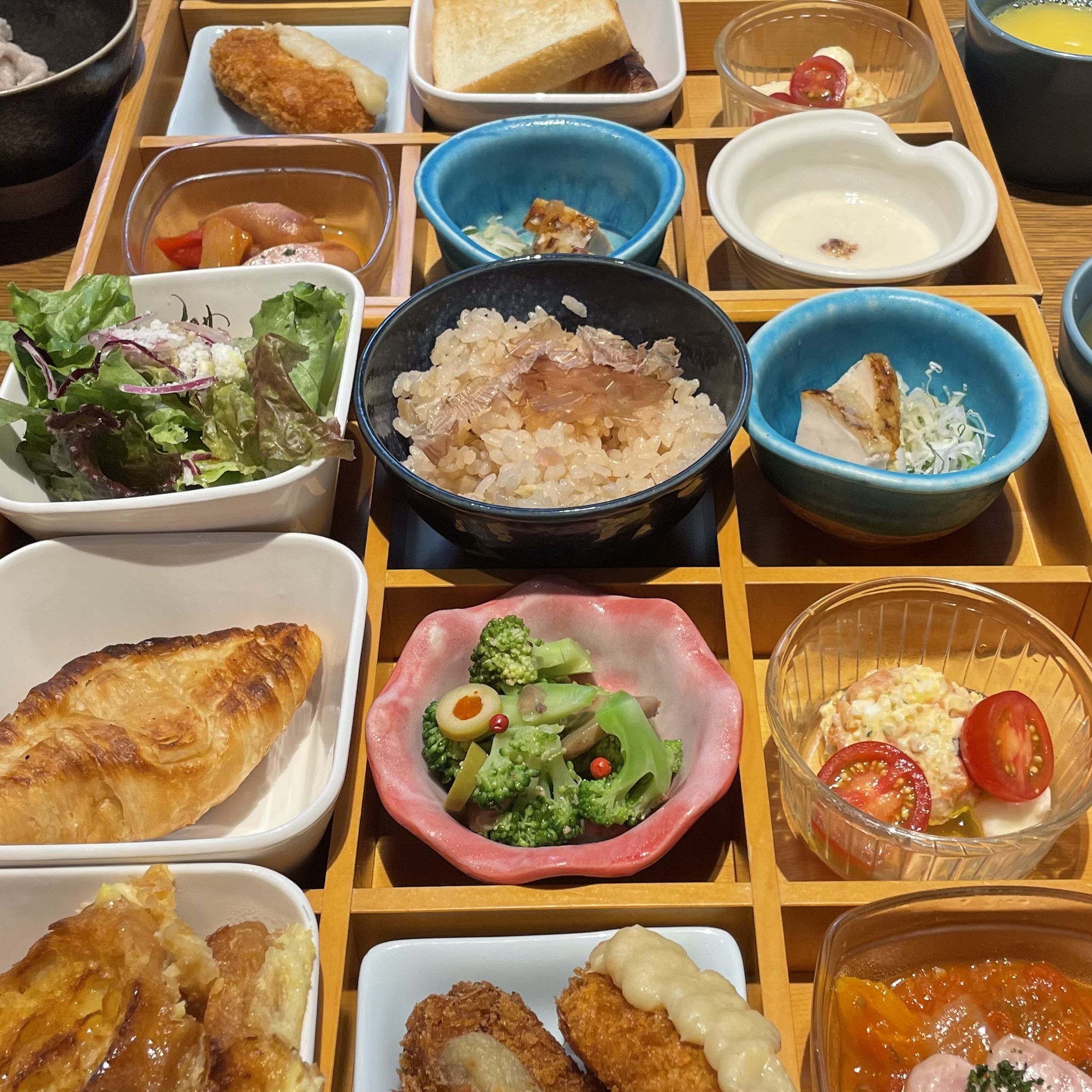 銀座朝食ラボビュッフェ