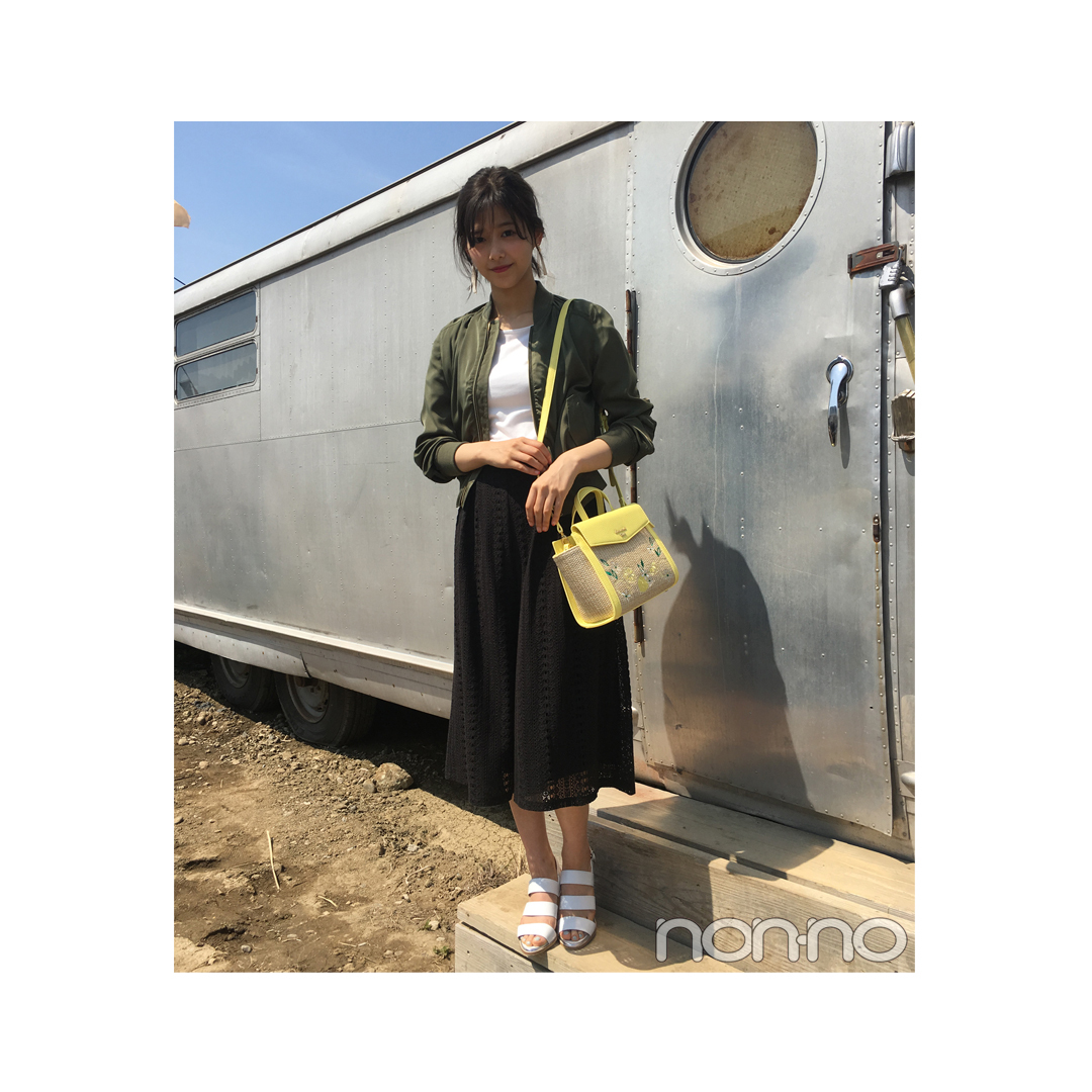 毎日コーデ★渡邉理佐の夏バッグは刺しゅう&カゴの旬コンビ_1_1