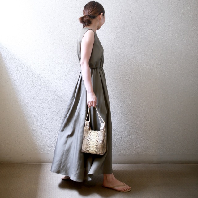 Theory Luxeのコラボワンピがステキなワケ ファッション誌marisol マリソル Online 40代をもっとキレイに 女っぷり上々