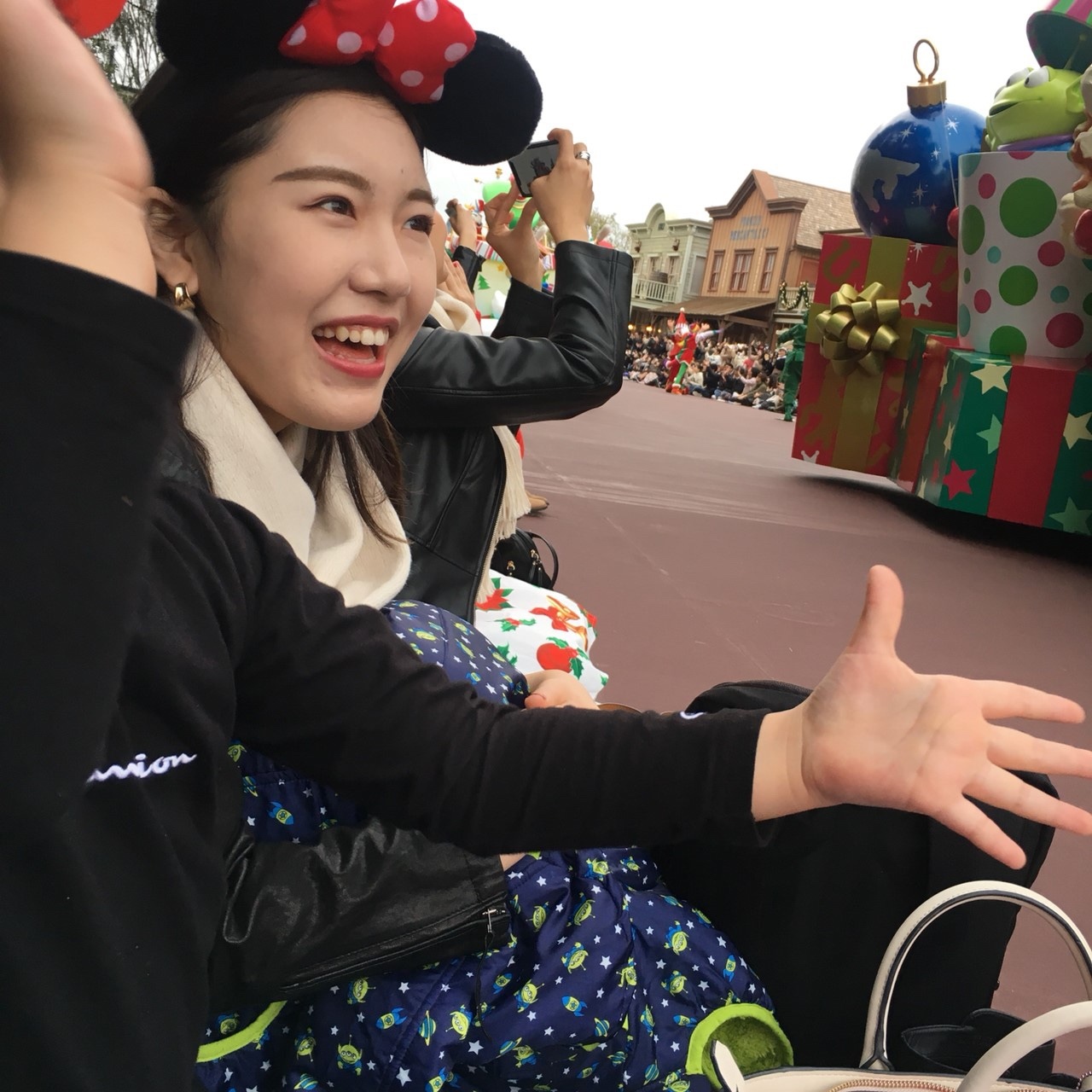 ディズニー クリスマスは美味しい可愛い Non No Web ファッション 美容 モデル情報を毎日お届け