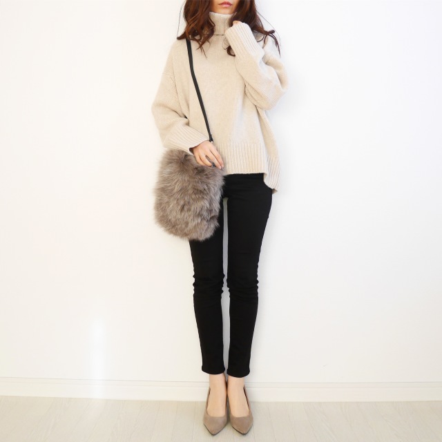 ｓｎｓで大人気 ギャルリー ヴィーのタートルネックニット ファッション誌marisol マリソル Online 40代をもっとキレイに 女っぷり上々