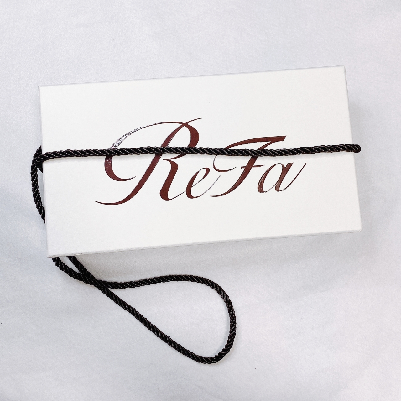早く乾いてうるおい美髪。「ReFa」のハイスぺ・軽量・コンパクトな新作ドライヤー【マーヴェラス原田の40代本気美容 #635】 _1_1