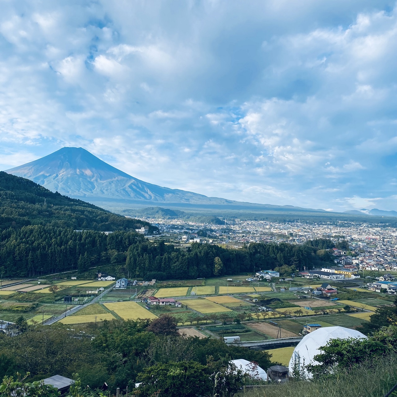 富士山の雄大な景色を眺めながらグランピング 華組 根本有加里のブログ 華組ブログ Web Eclat