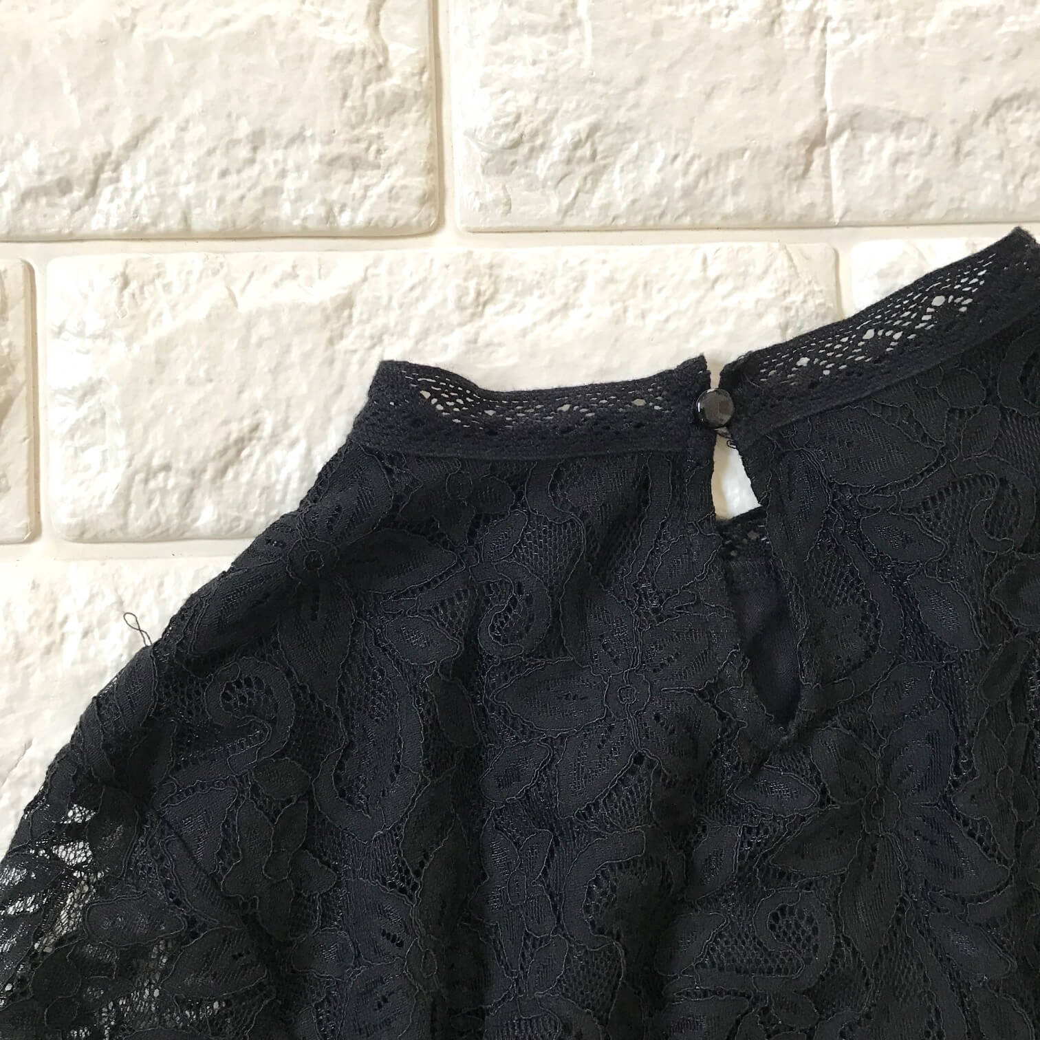 VISのレーストップスの首部分画像