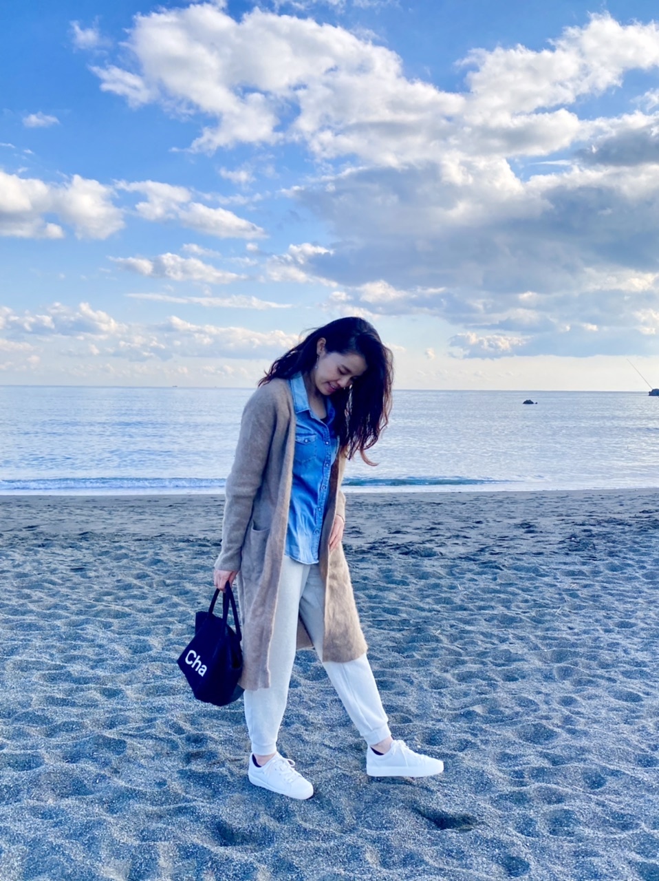 初挑戦 ニットパンツコーデ オフホワイト編 Happy Plus ハピプラ