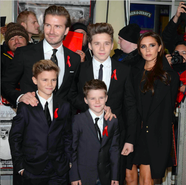 Web Eclat的気になるセレブの私服スナップ 五選 ヴィクトリア ベッカム Web Eclat 50代女性のためのファッション ビューティ ライフスタイル最新情報