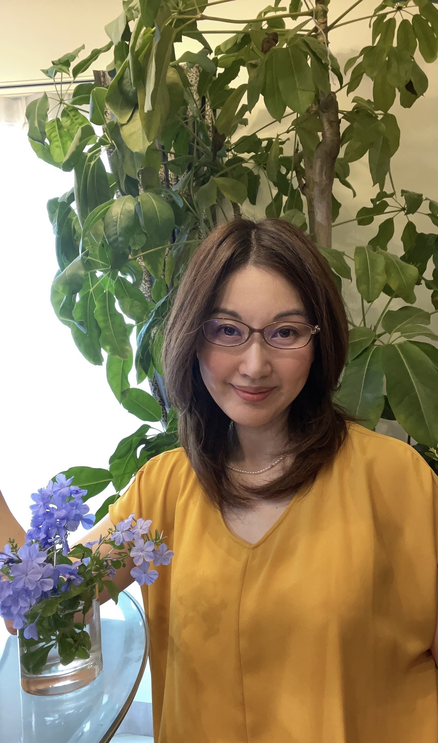 大人映え 黒ぶちメガネと赤みブラウンメガネで私スタイル チームjマダム Ai Suのブログ チームjマダムブログ Web Eclat
