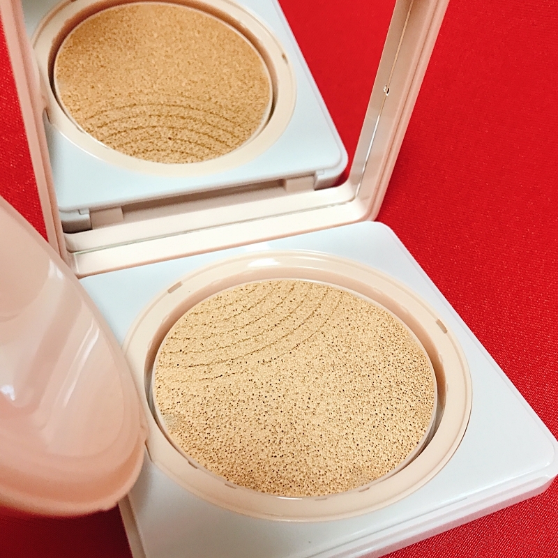 Fujikoのデュアルクッションはみずみずしいテクスチャー