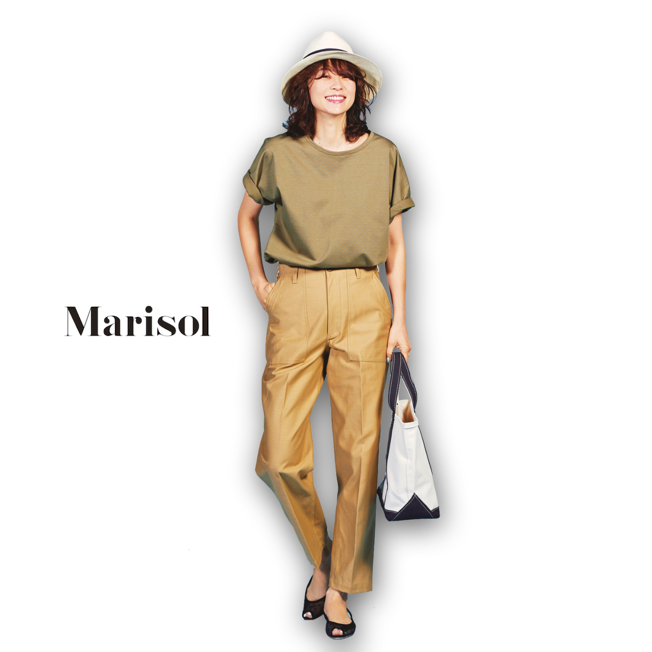 40代ファッション カーキTシャツ×チノパンツコーデ