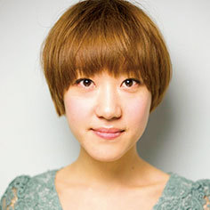ヘア&メイクアップアーティスト 中山友恵さん
