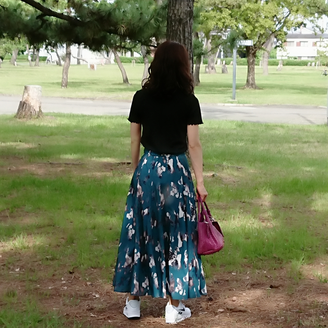 Gu黒のリブt ドラマティックスカートコーデ チームjマダム Teruのブログ チームjマダムブログ Web Eclat