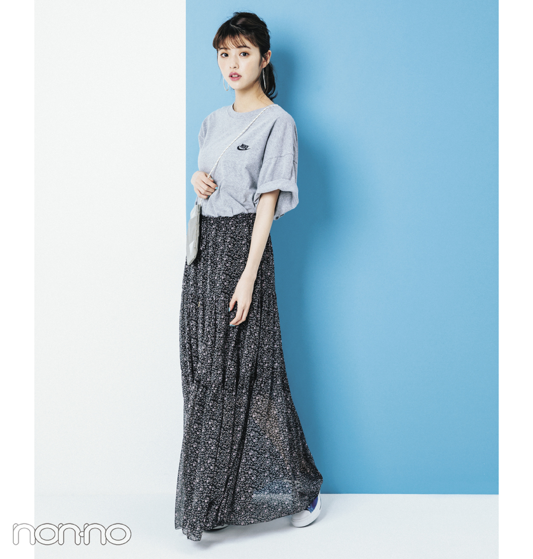 ロゴTシャツを大人可愛く着こなすには? 差がつくコーデはコレ!_1_3