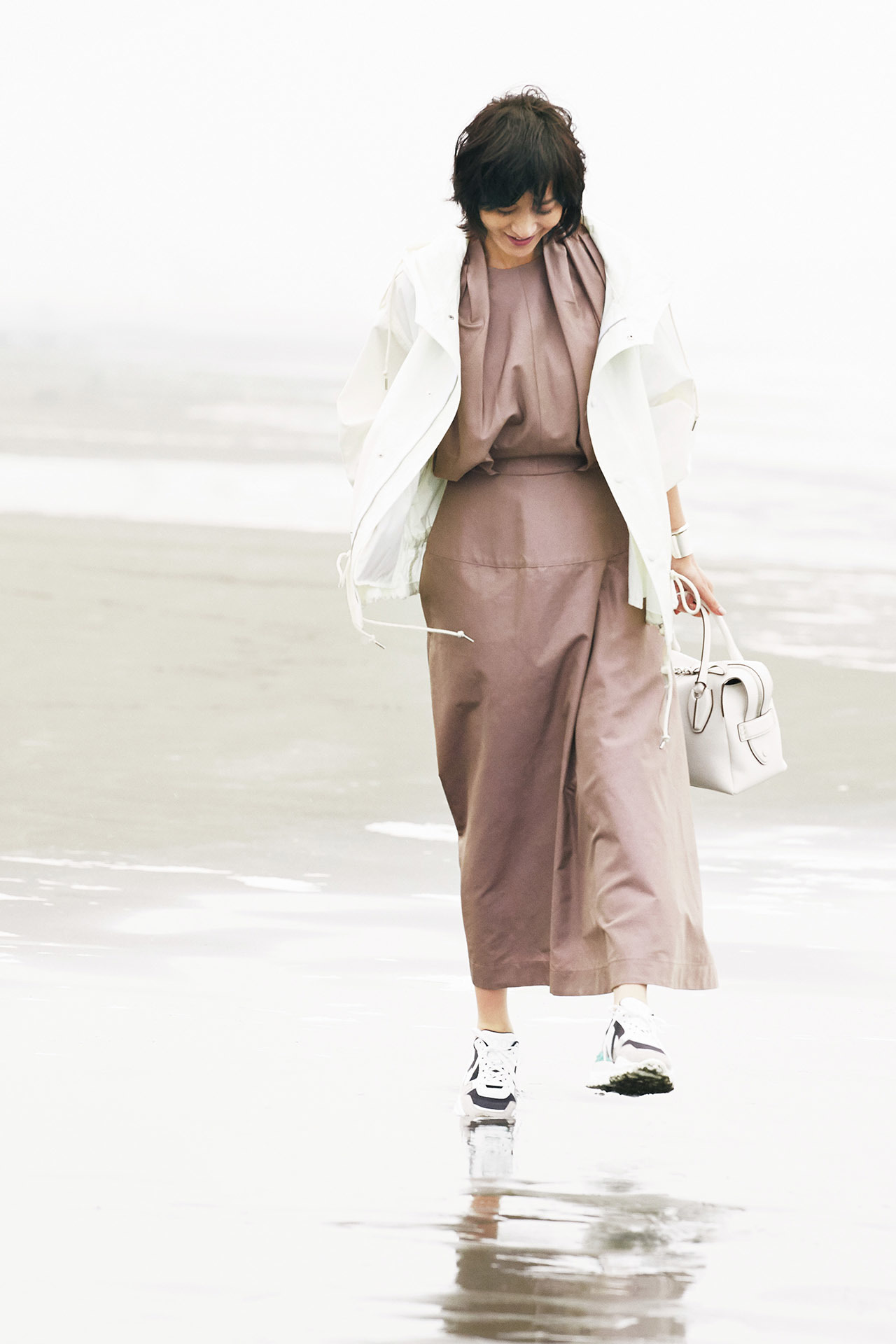 春のミニマム ワードローブ でつくる 村山流 最旬スタイル 五選 Web Eclat 50代女性のためのファッション ビューティ ライフスタイル最新情報