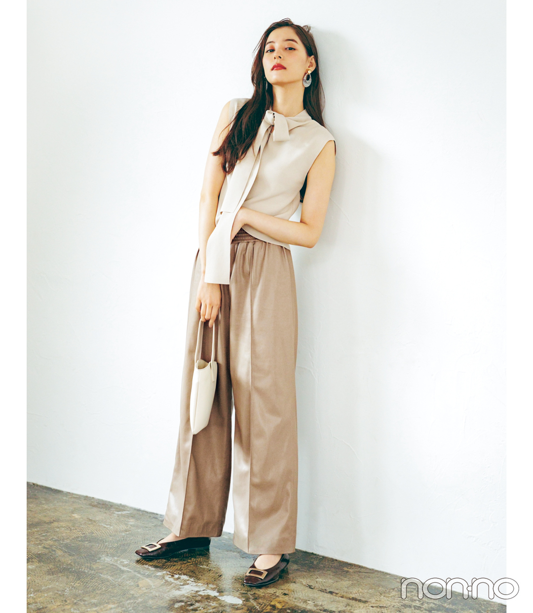 新木優子×新しいこと始まる秋服。「スカートもパンツもレザーが来るってウワサ!」_1_4