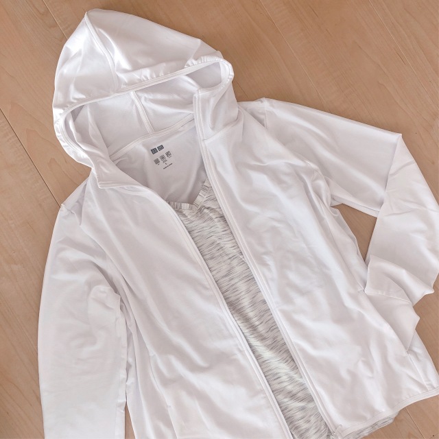 着る日焼け止め で日焼けまでの時間を40倍延ばしてくれる ファッション誌marisol マリソル Online 40代をもっとキレイに 女っぷり上々