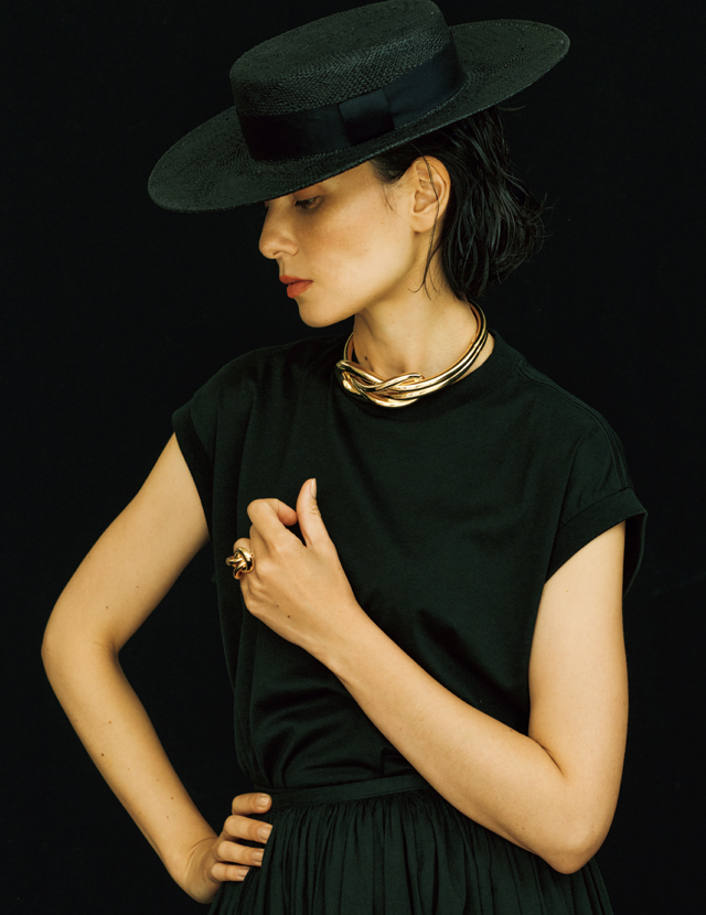 フレッドのジュエリーコーデの田沢美亜