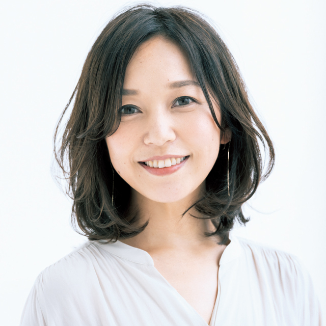 ちょいフォルムカットで伸ばしかけヘアをオーバル形シルエットに