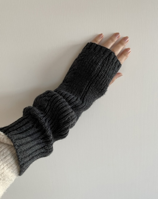 寒い!コーデのアクセントになる防寒愛用アイテム 【40代 私のクローゼット】_1_5