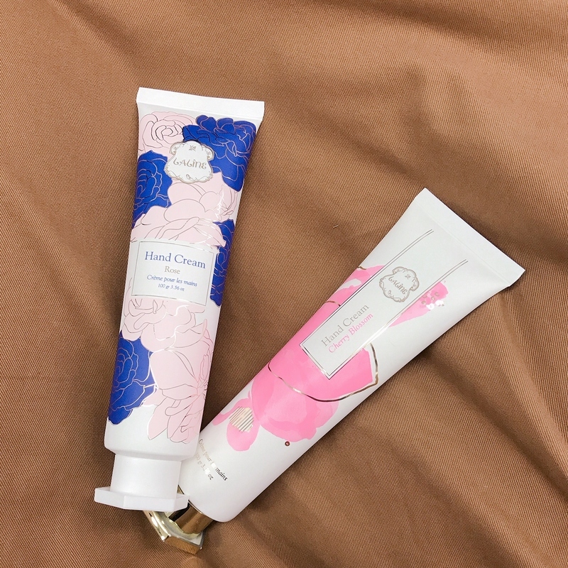 Lalineのハンドクリーム、ローズとチェリーブロッサム