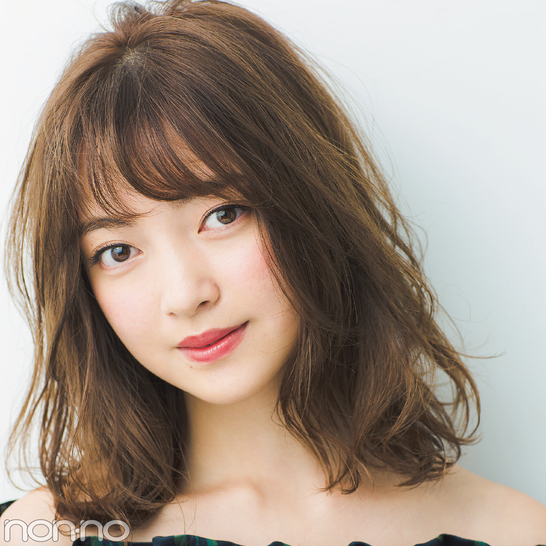 丸顔コンプレックスは 細見え小顔ヘアでクリア Non No Web ファッション 美容 モデル情報を毎日お届け