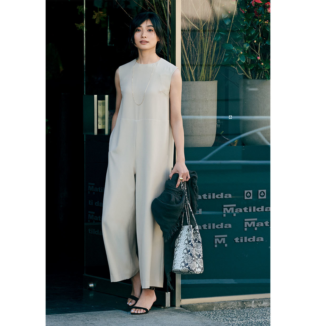 きれいめに着られて 確実にスタイルアップしてくれる オールインワン スタイリスト松村純子 M7days ファッション誌marisol マリソル Online 40代をもっとキレイに 女っぷり上々