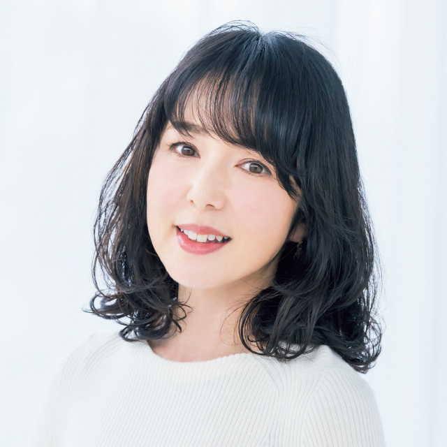 脱 暗めカラー 白髪染めは明るめ ツヤで今どき印象 50代髪型人気ランキングtop10 Web Eclat 50代女性のためのファッション ビューティ ライフスタイル最新情報