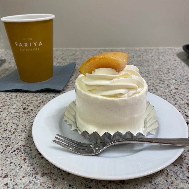 PARIYA 桃のショートケーキ