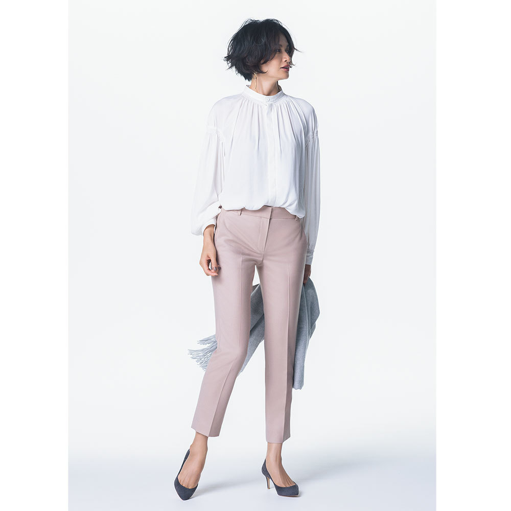 アラフォーの体に合うものだけ 細身くるぶし丈パンツ の 細見え名品 ファッション誌marisol マリソル Online 40代をもっとキレイに 女っぷり上々