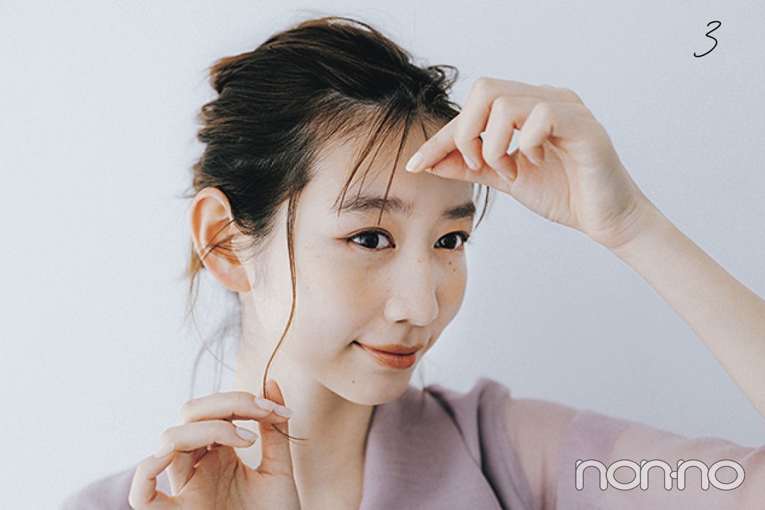 岡本夏美「三つ編みポニーヘアアレ」のモデルカット5