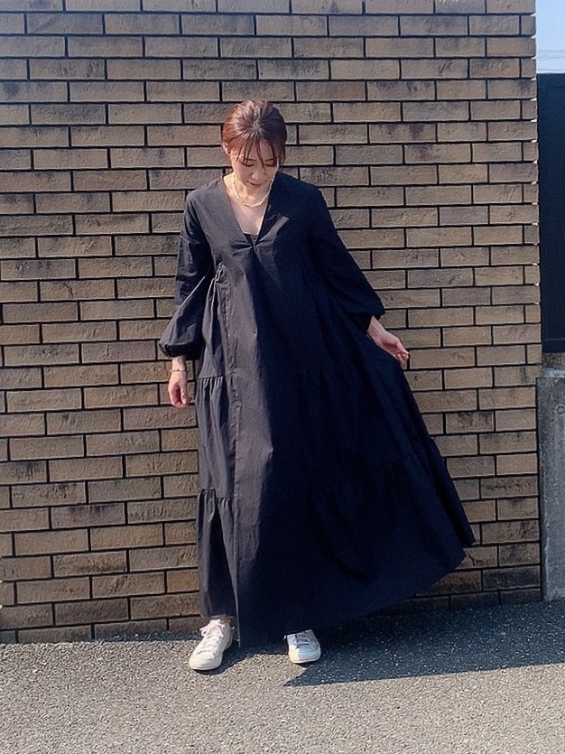 パフスリーブ付きポプリンワンピース ¥6990 Sサイズ