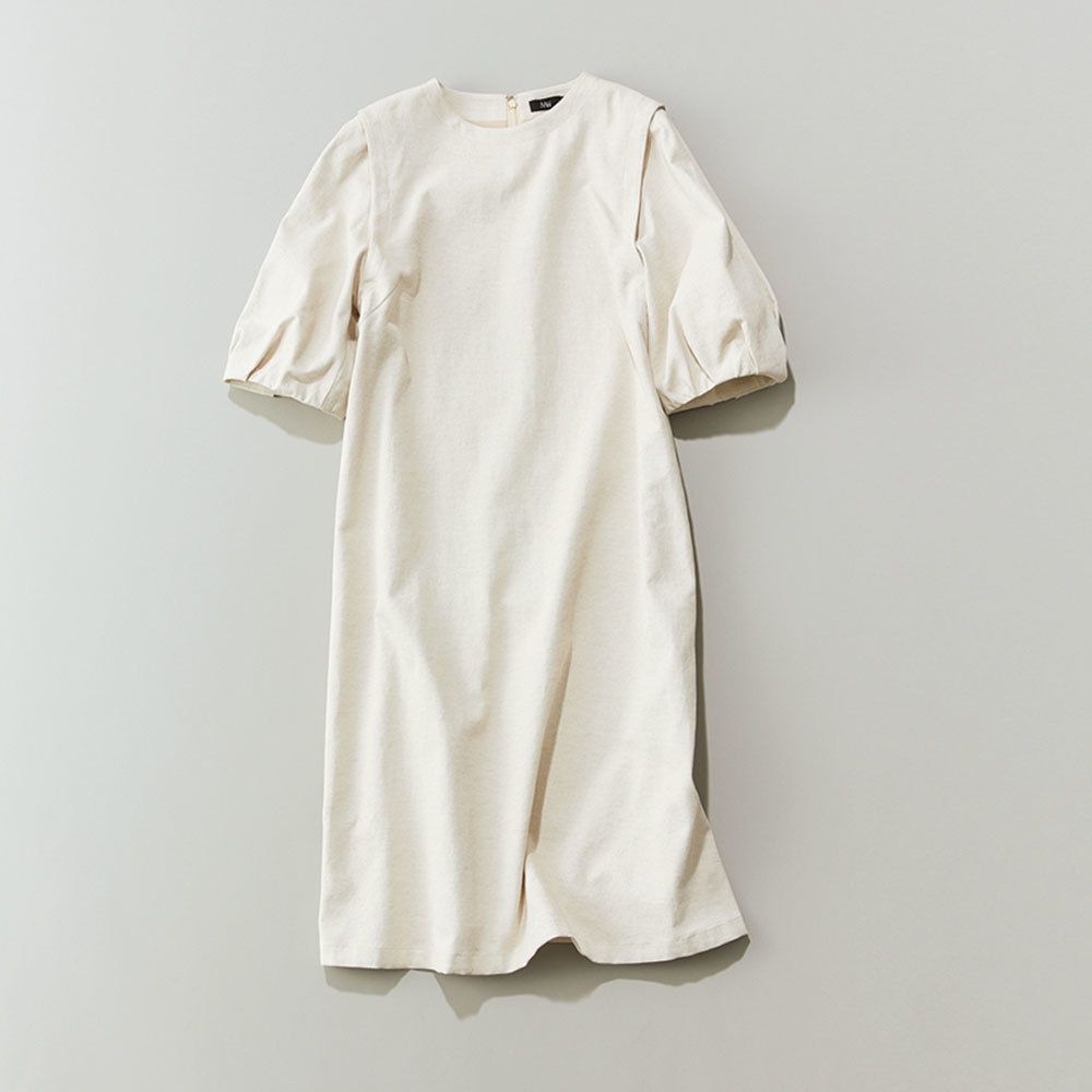 40代ファッション2019年夏のお仕事服_白ワンピース