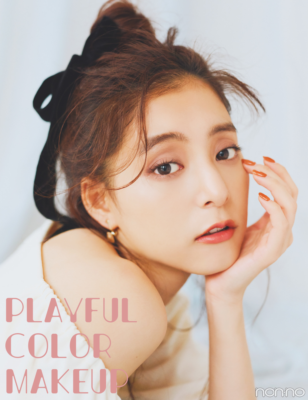 PLAYFULCOLORMAKEUP