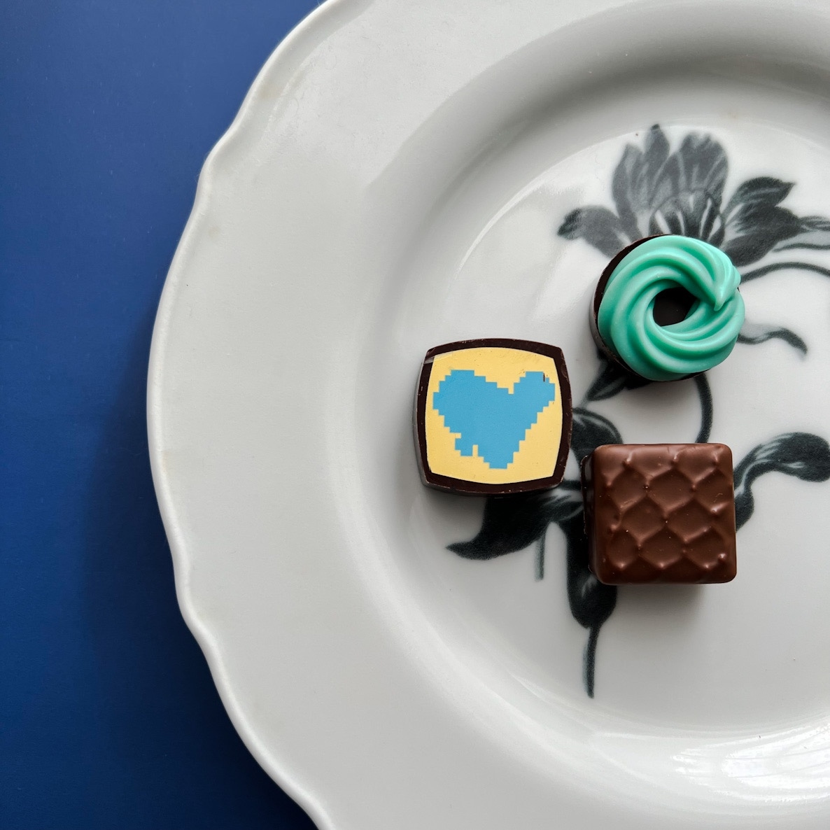 ポケモンの水タイプ「ゼニガメ」をイメージしたチョコレート