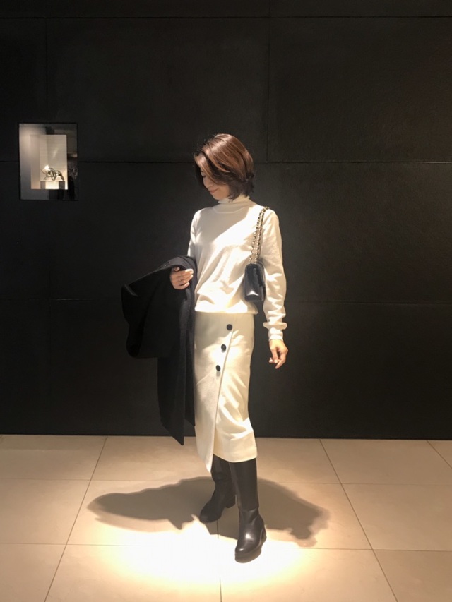 冬映えシンプルホワイトコーデ_1_1