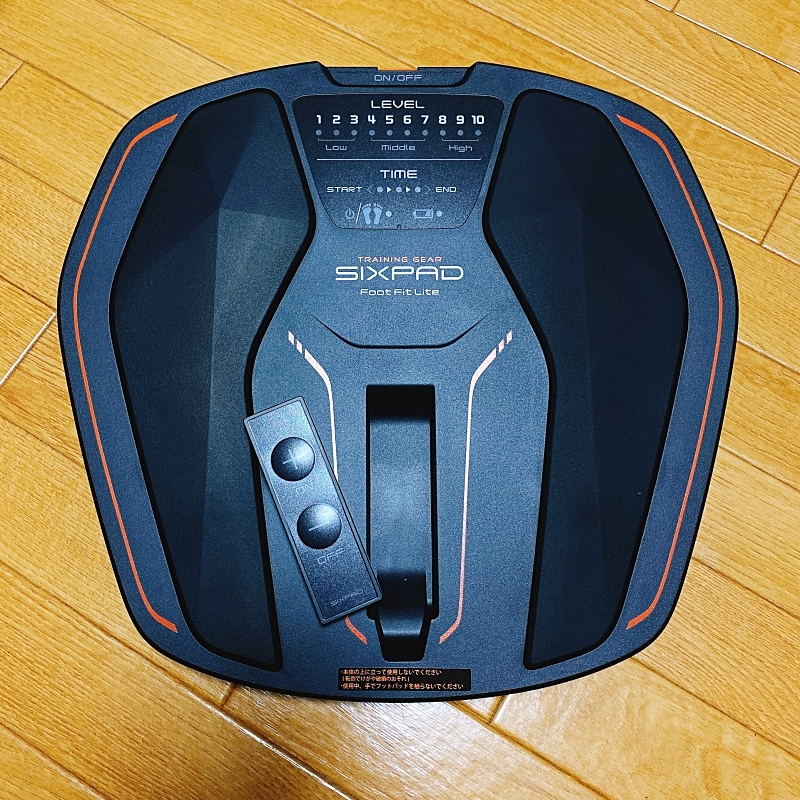 SIXPADのFootFitLiteはリモコンが着脱式になっていて便利