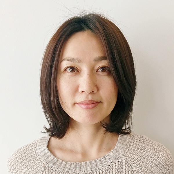 うねりを利用した 曲線フォルム がカギ 柔らか印象ボブ いいことづくめの涼感ボブ 雰囲気出しボブ Web Eclat 50代女性のためのファッション ビューティ ライフスタイル最新情報
