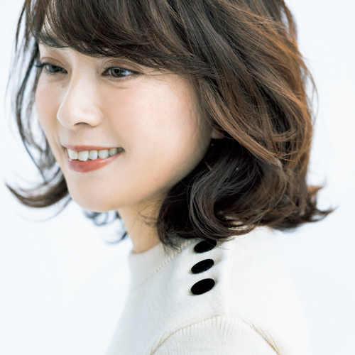 アラフィーに人気のパーマ 前髪 ヘアスタイルって Web Eclat 50代女性のためのファッション ビューティ ライフスタイル最新情報 アラフィーに人気のパーマ 前髪 ヘアスタイルって Web Eclat 50代女性のためのファッション ビューティ ライフスタイル最新情報