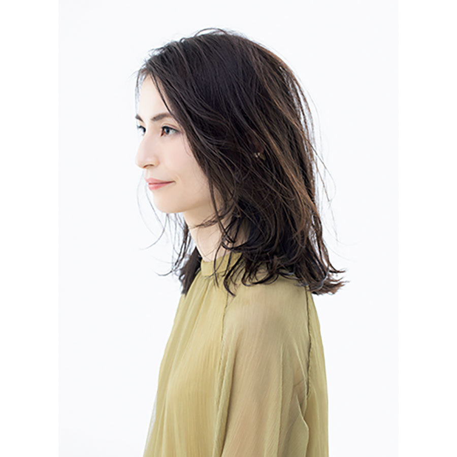 横から見た人気ヘアスタイル4位の髪型