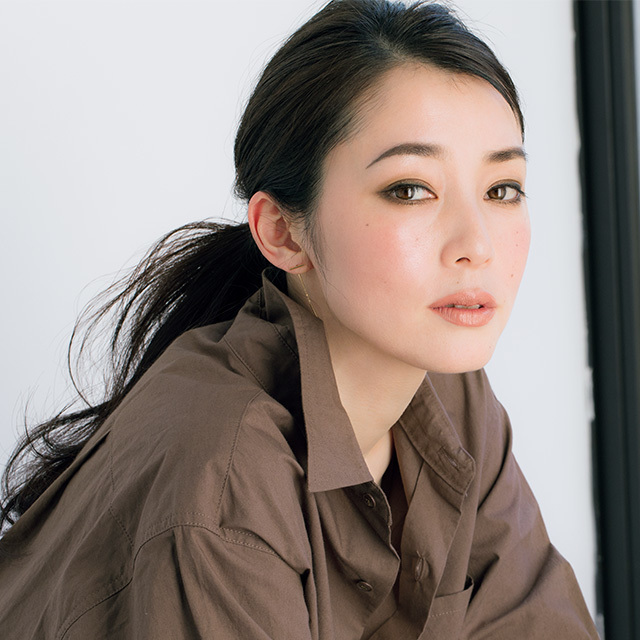 大人のファッションも肌も美しく! 気品を上げる“ベージュリップ”の簡単プロセス_1_3