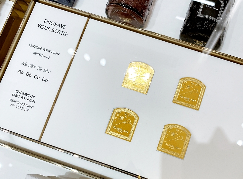 ラブティックゲランGINZASIXの店頭では香水のラベルも選べる