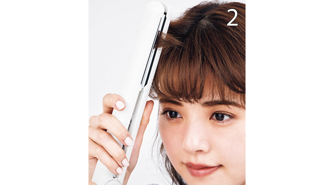 ストレートアイロンでふわっとバングヘアアレンジ2