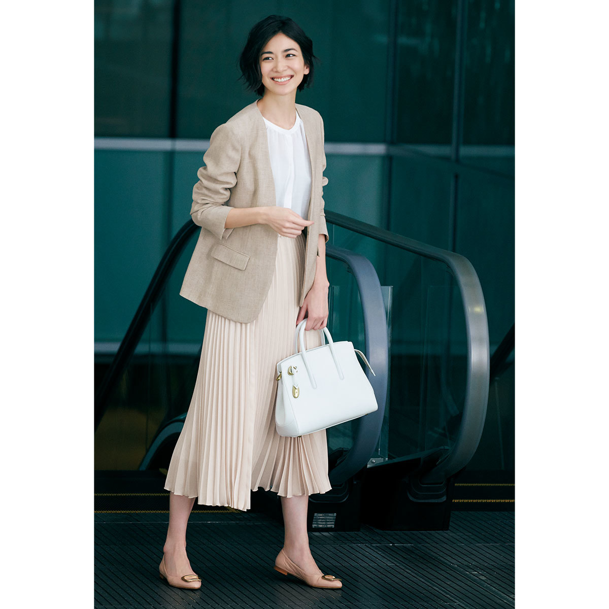 エムセブンデイズの洗えるお仕事服ジャケット_1