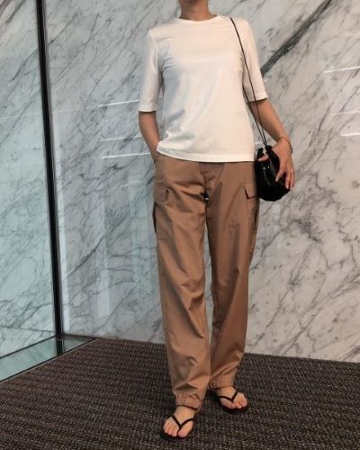 E by eclat 撥水きれいめカーゴパンツ ¥19,800