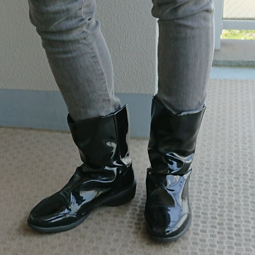 レインブーツ