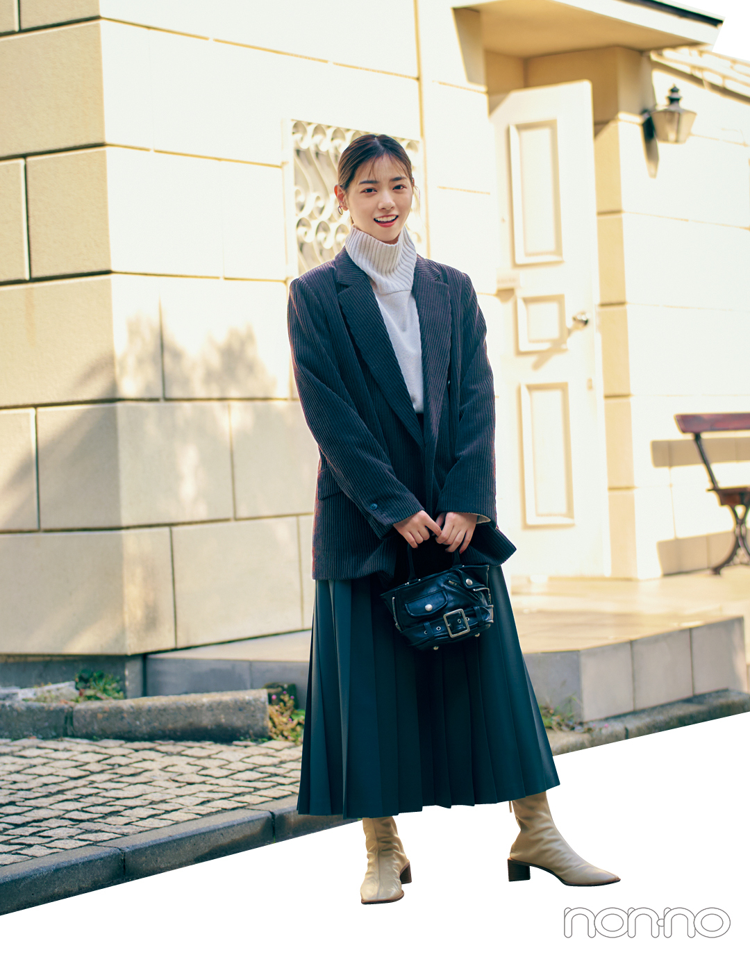 西野七瀬の冬私服♡ 着心地も重視したなぁちゃん流ワントーンコーデ!_1_7