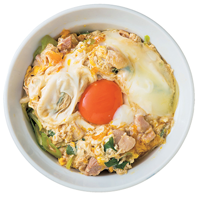 3種類の鶏肉と2種類の卵をブレンドして作り上げる 「とり伊の親子丼」_1_1
