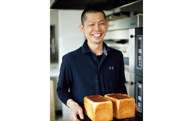 「味を追求すると寝る間もないくらい」と笑う店主の小須田健二さん