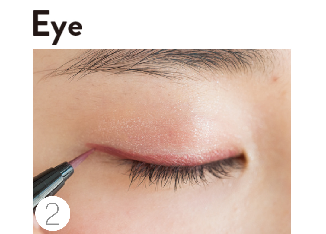 花柄ワンピに合う 春の大人っぽピンクメイク 神コスメ７で春映えメイク着回し Non No Web ファッション 美容 モデル情報を毎日お届け